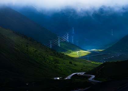 哈密-重庆±800千伏特高压直流线路新建工程