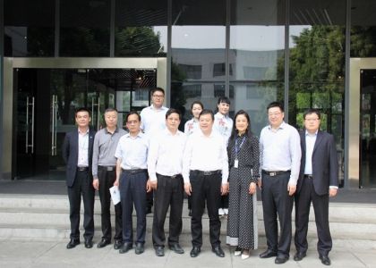 济宁经济技术开发区党工委书记李金礼一行来访远东参观交流