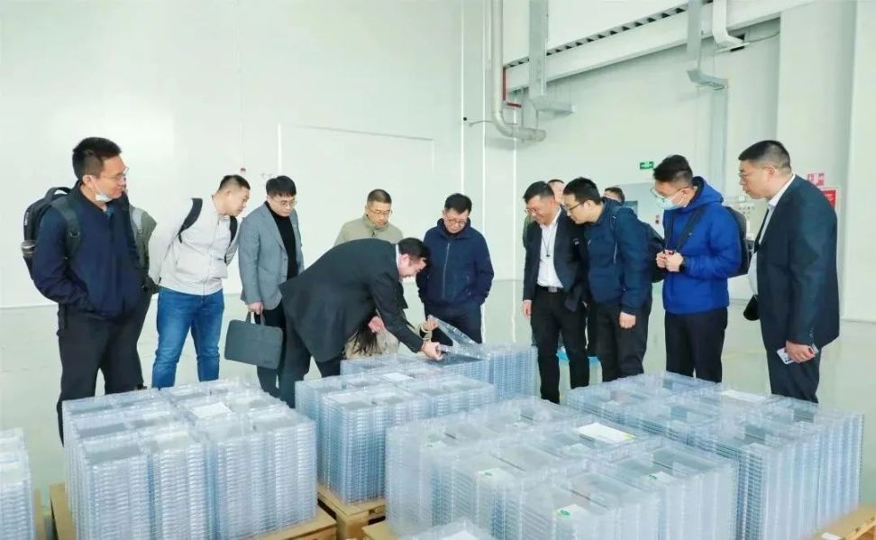 山东产业技术研究院绿色与健康院执行院长聂敏率队参访远东